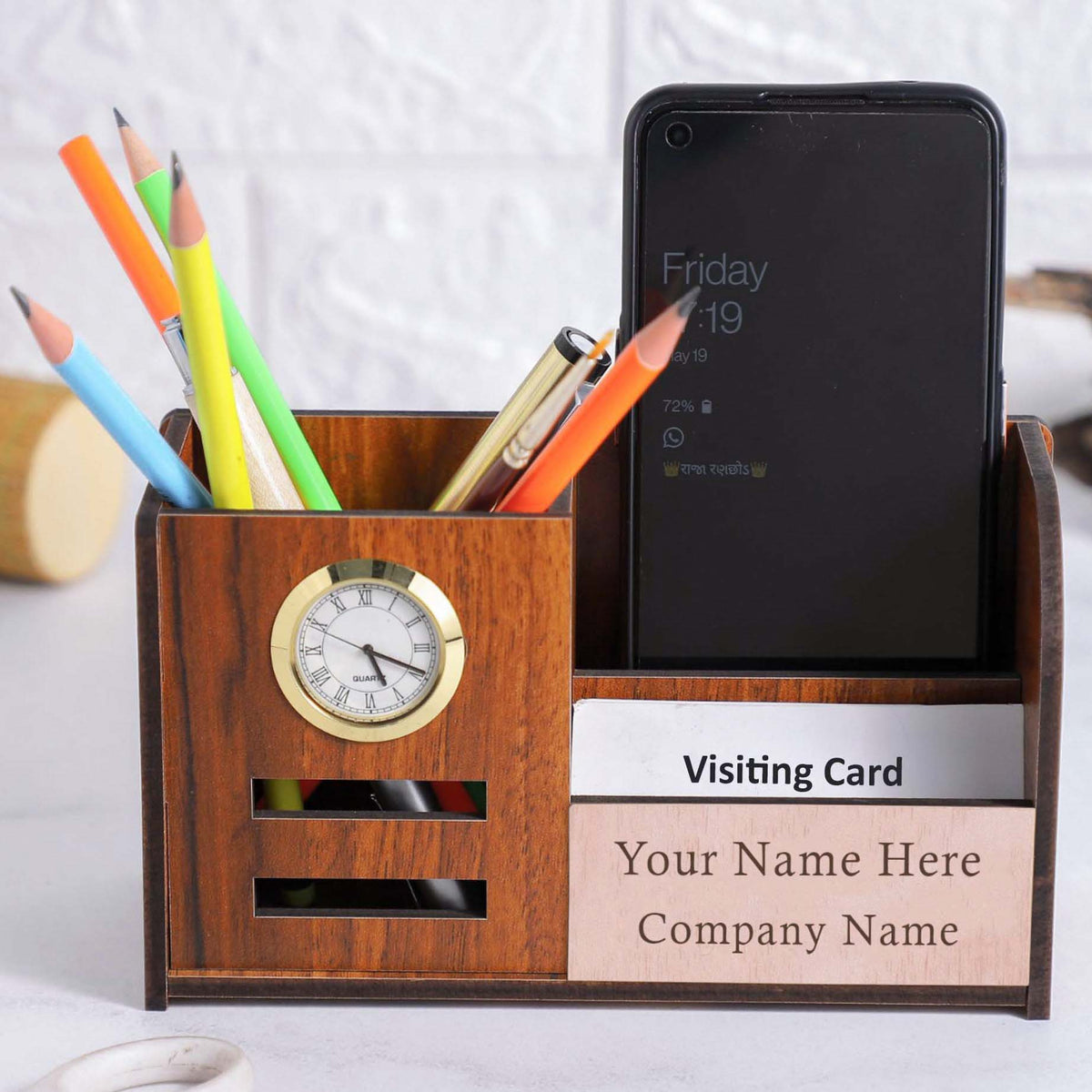 Personalized Timeless Desk Pen Stand