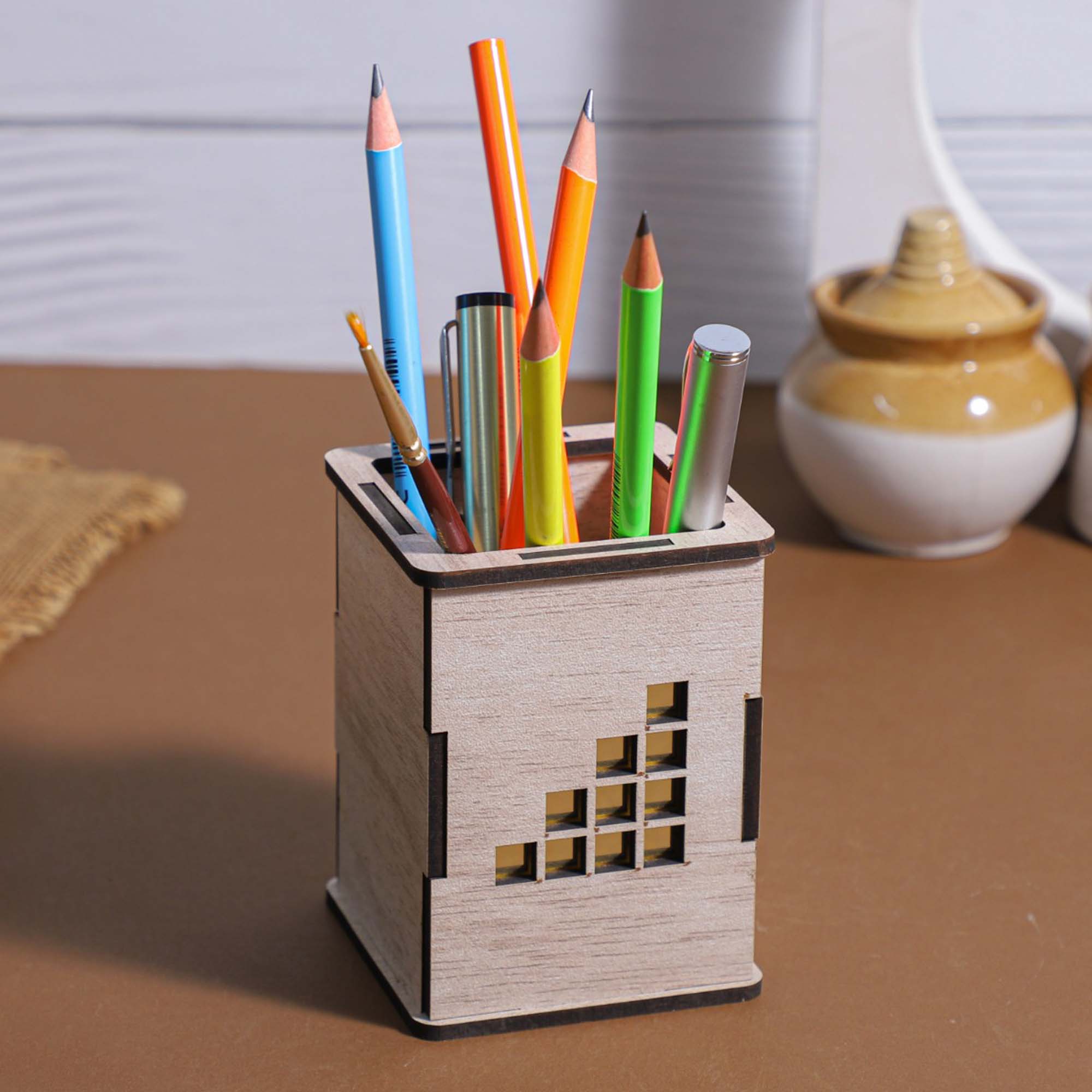 PixelCraft Wooden Pen Stand