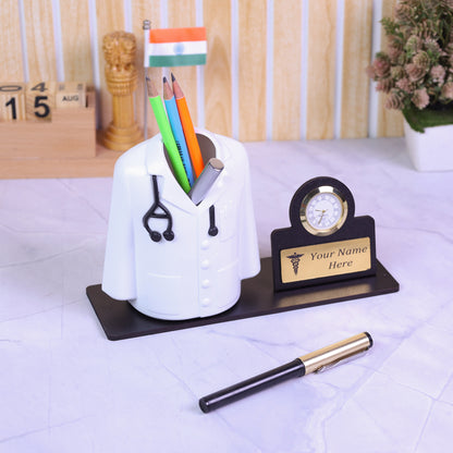 Signature Coat Desk Pen Stand