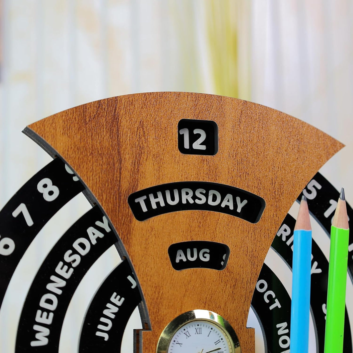 OrbitDate Personalized Desk Calendar
