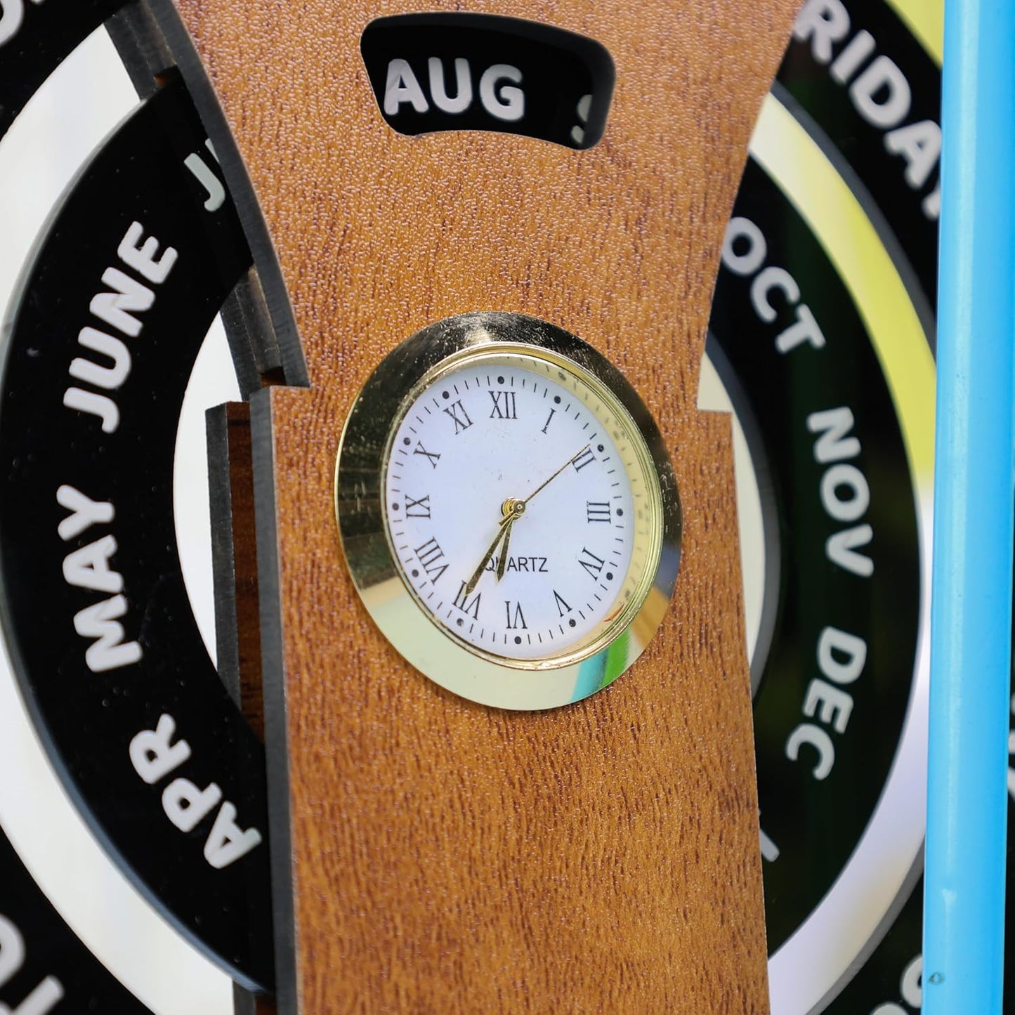 OrbitDate Personalized Desk Calendar