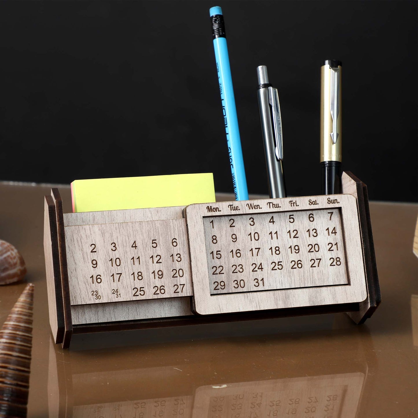 SlideCal View Desk Pen Stand